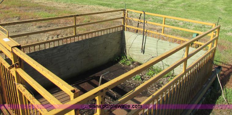 image for item L2506 Roose hog hauler