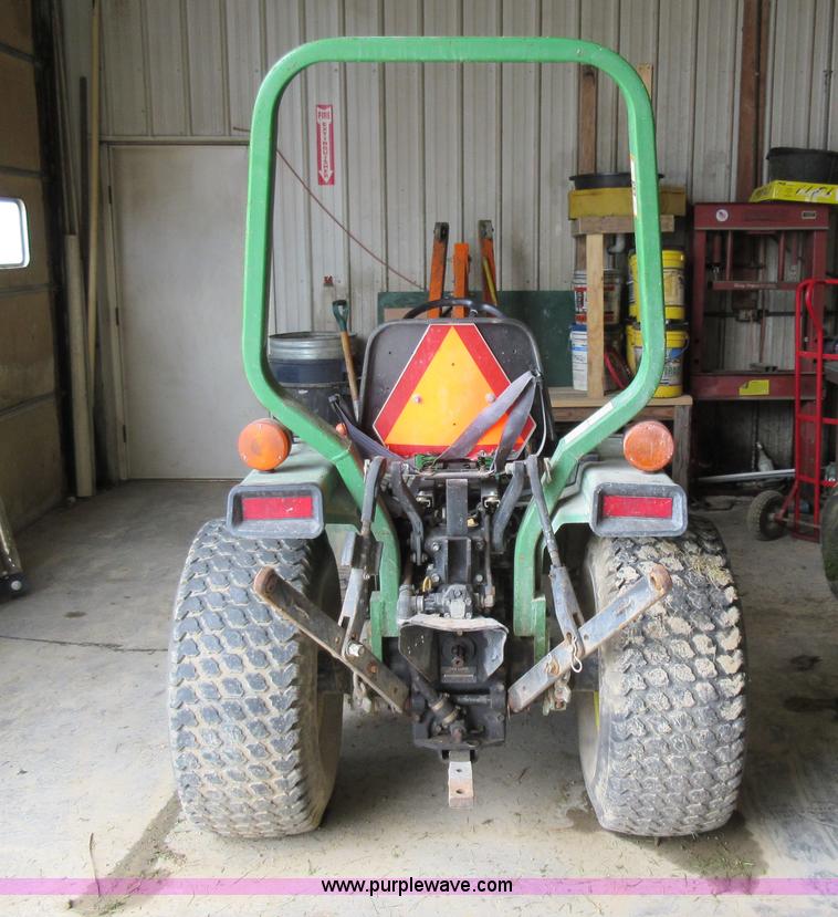 image for item AO9139 John Deere 855 MFWD tractor