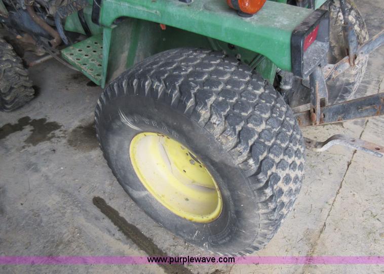 image for item AO9139 John Deere 855 MFWD tractor