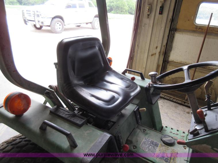 image for item AO9139 John Deere 855 MFWD tractor