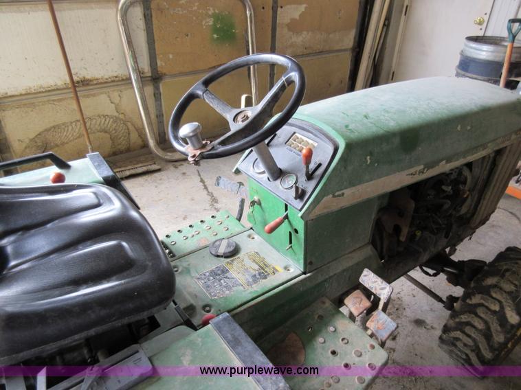 image for item AO9139 John Deere 855 MFWD tractor