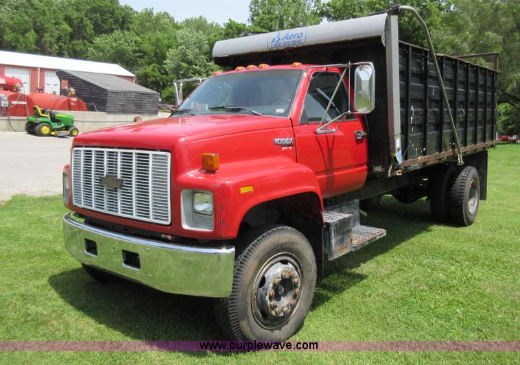 image for item AV9495 1992 Chevrolet Kodiak dump truck