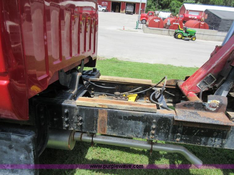 image for item AV9495 1992 Chevrolet Kodiak dump truck