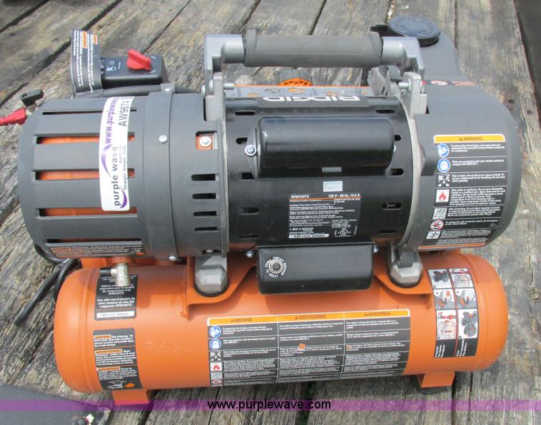 image for item AW9674 Ridgid BM143306669 air compressor