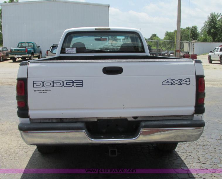 image for item B2971 1999 Dodge Ram 1500 pickup truck