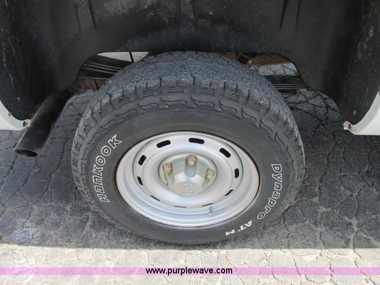 image for item B2971 1999 Dodge Ram 1500 pickup truck