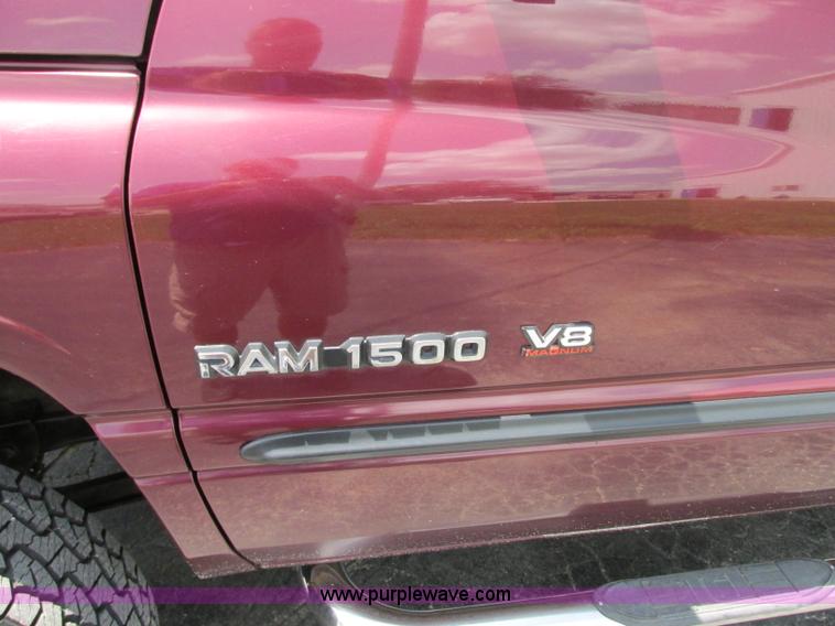 image for item B2972 2001 Dodge Ram 1500 Laramie SLT Quad Cab pickup truck