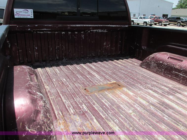 image for item B2972 2001 Dodge Ram 1500 Laramie SLT Quad Cab pickup truck