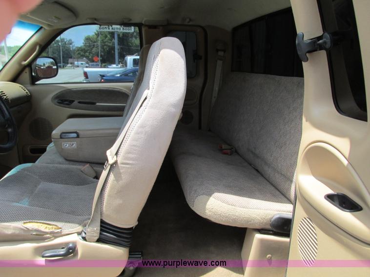 image for item B2972 2001 Dodge Ram 1500 Laramie SLT Quad Cab pickup truck