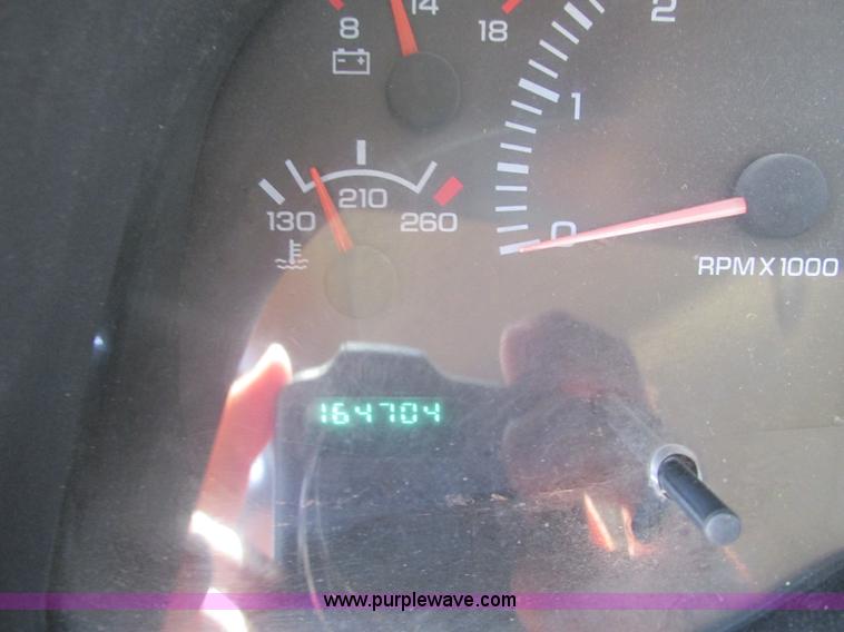 image for item B2972 2001 Dodge Ram 1500 Laramie SLT Quad Cab pickup truck