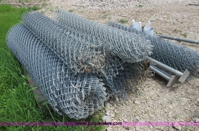image for item BA9266 Chain link fence