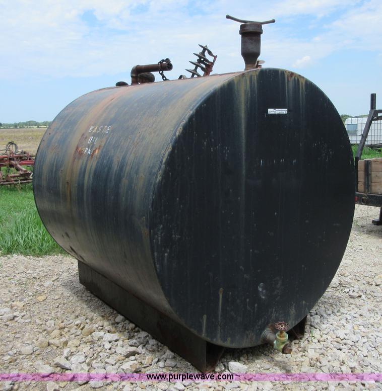 image for item BA9268 1,000 gallon steel tank