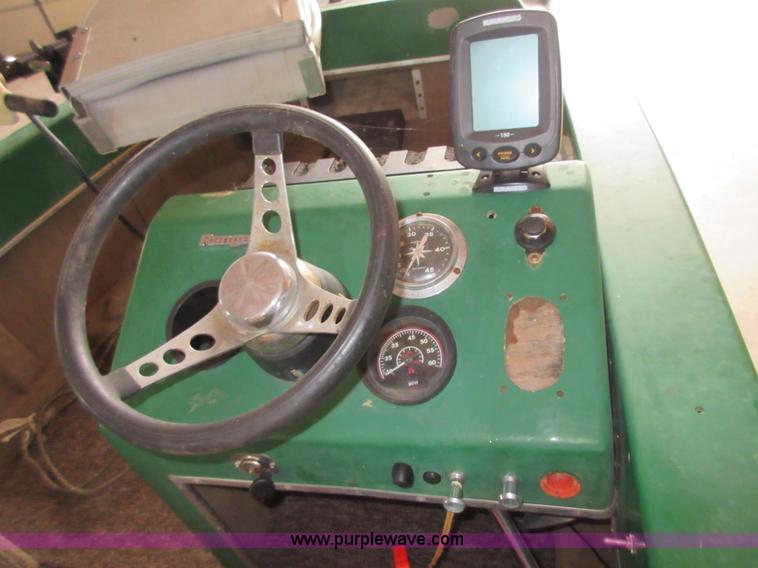 image for item BA9269 1972 Ranger boat