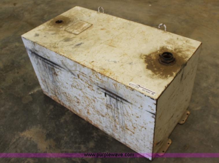image for item BO9282 Fuel tank