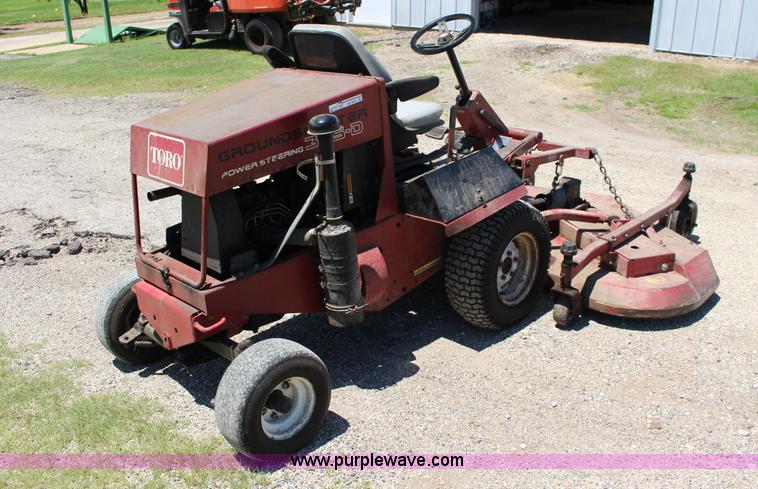 image for item BR9455 Toro Groundsmaster 325D lawn mower