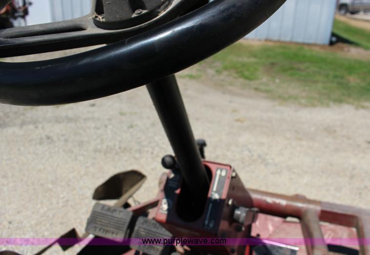 image for item BR9455 Toro Groundsmaster 325D lawn mower