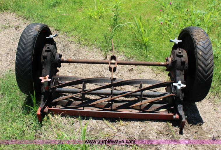image for item D1532 10' reel mower
