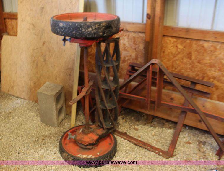 image for item D1532 10' reel mower