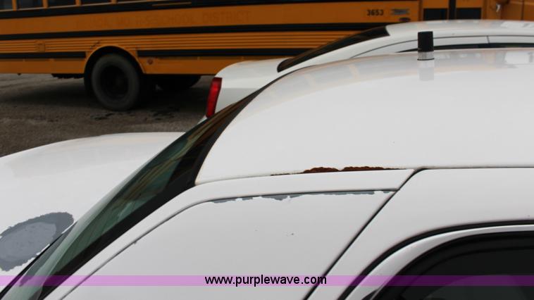 image for item F7862 2005 Ford Crown Victoria Police Interceptor