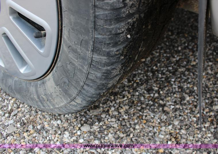 image for item F7867 2010 Ford Crown Victoria Police Interceptor