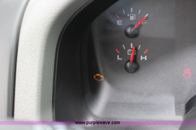 image for item F7870 2005 Ford F150 XL SuperCab pickup truck