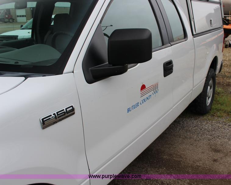 image for item F7870 2005 Ford F150 XL SuperCab pickup truck