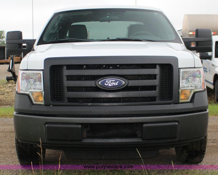 image for item F7872 2010 Ford F150 XL SuperCab pickup truck