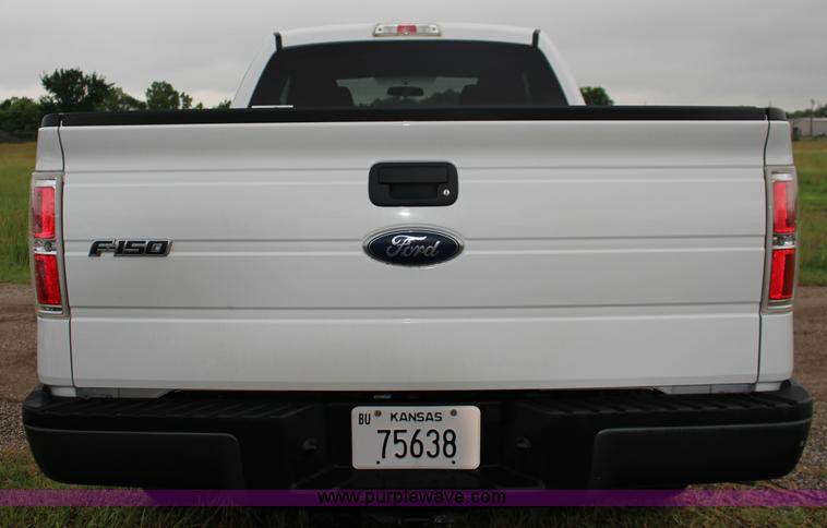 image for item F7872 2010 Ford F150 XL SuperCab pickup truck