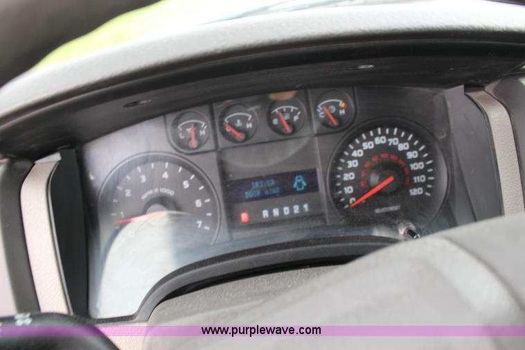 image for item F7872 2010 Ford F150 XL SuperCab pickup truck