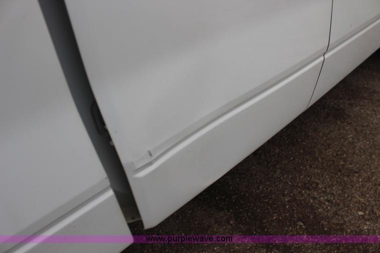 image for item F7872 2010 Ford F150 XL SuperCab pickup truck