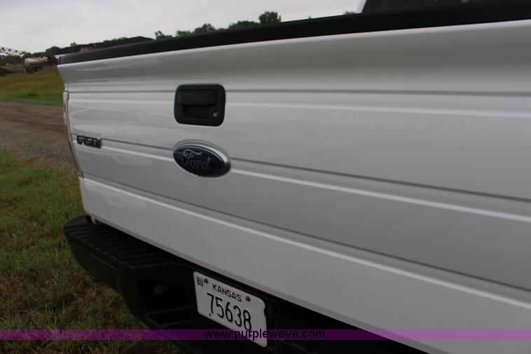 image for item F7872 2010 Ford F150 XL SuperCab pickup truck