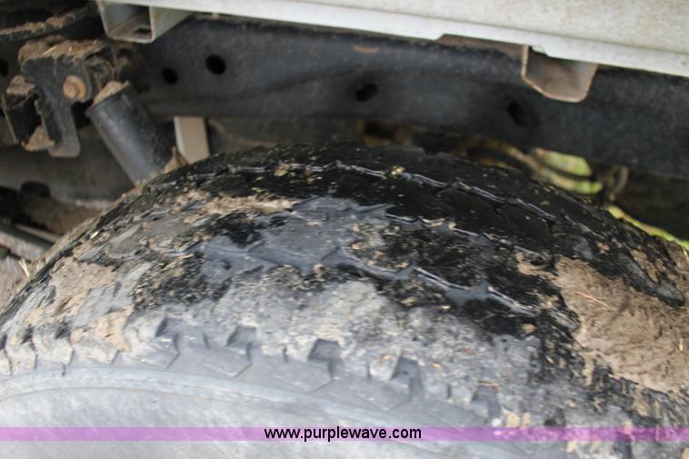 image for item F7872 2010 Ford F150 XL SuperCab pickup truck