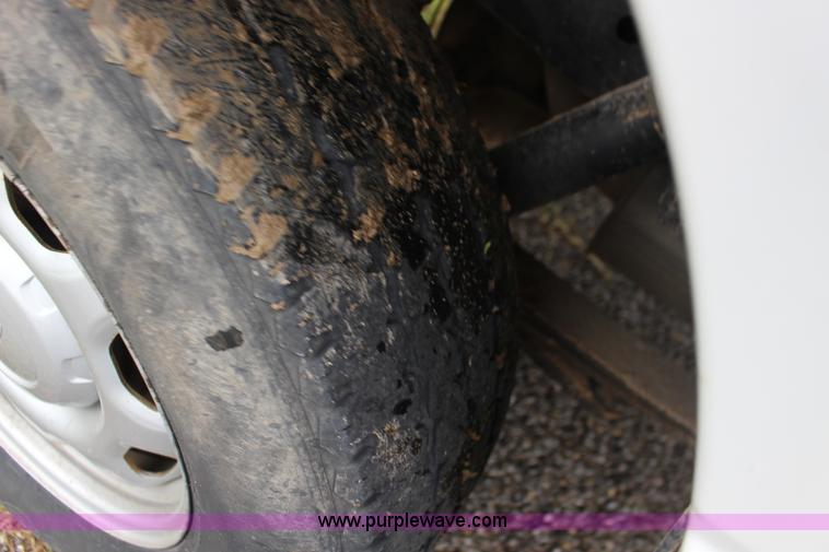 image for item F7872 2010 Ford F150 XL SuperCab pickup truck