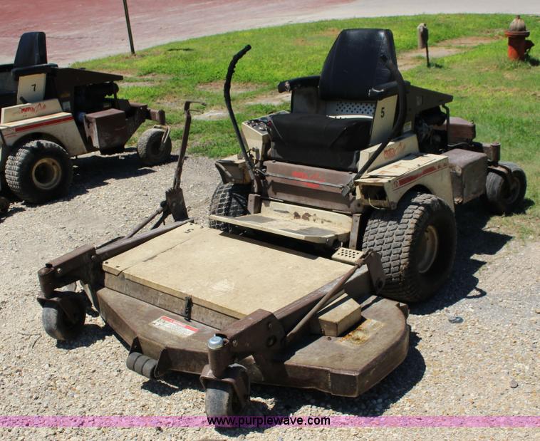 image for item F7883 Grasshopper 721D ZTR lawn mower