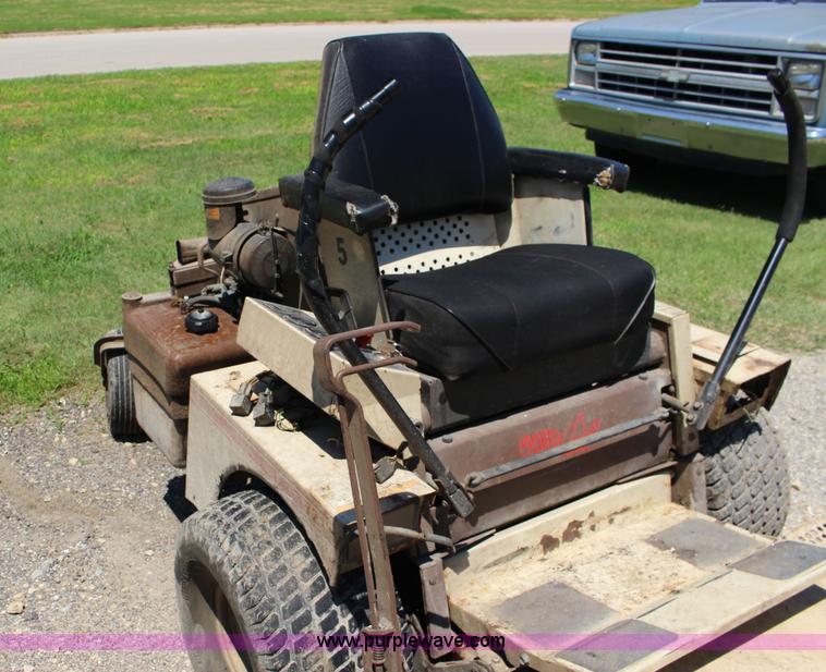 image for item F7883 Grasshopper 721D ZTR lawn mower