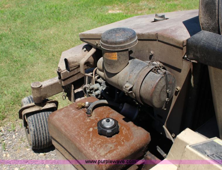 image for item F7883 Grasshopper 721D ZTR lawn mower