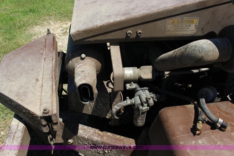 image for item F7883 Grasshopper 721D ZTR lawn mower