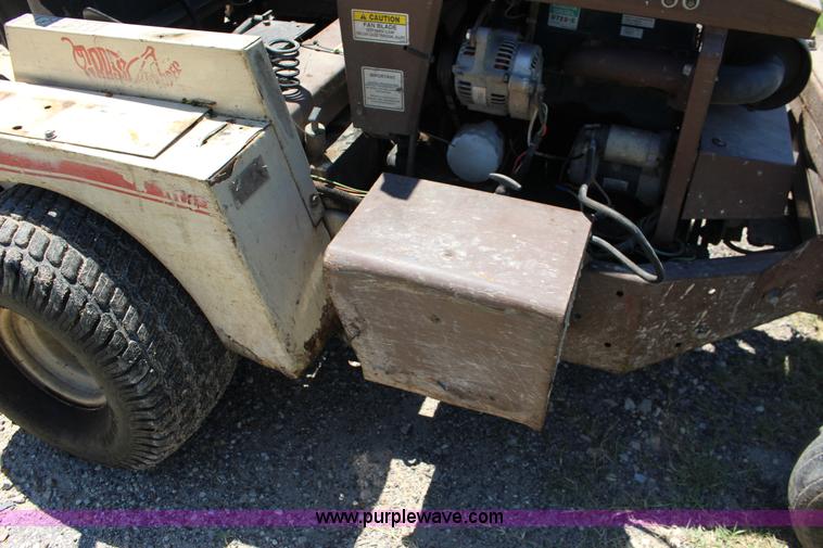 image for item F7883 Grasshopper 721D ZTR lawn mower