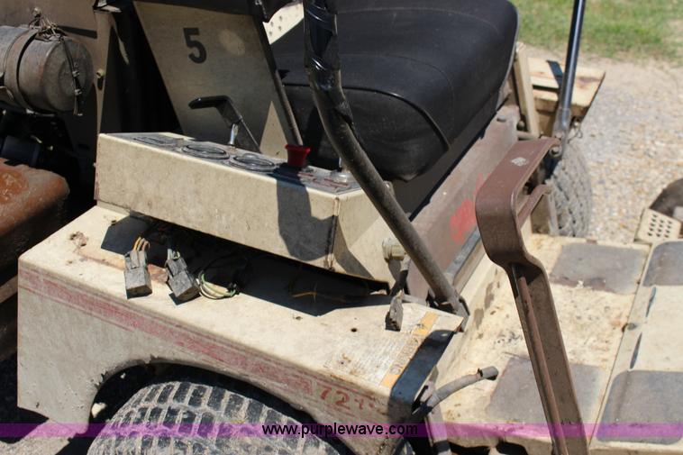 image for item F7883 Grasshopper 721D ZTR lawn mower