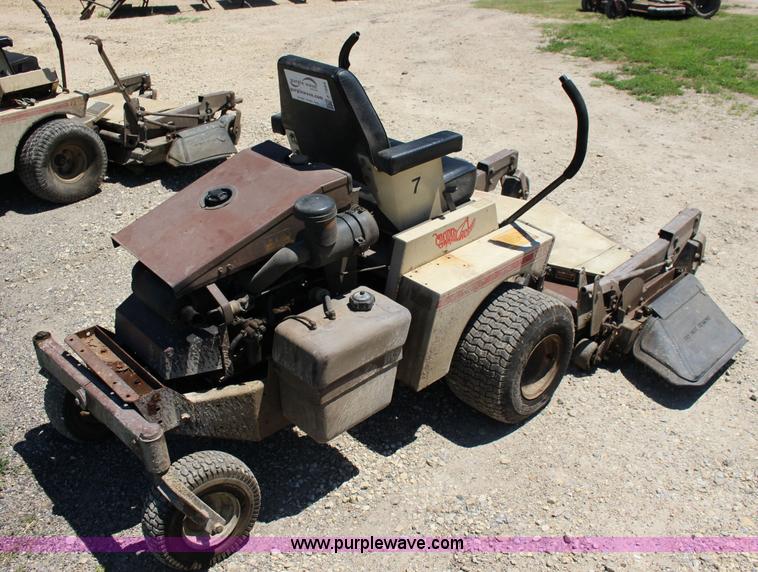 image for item F7884 Grasshopper 721D ZTR lawn mower