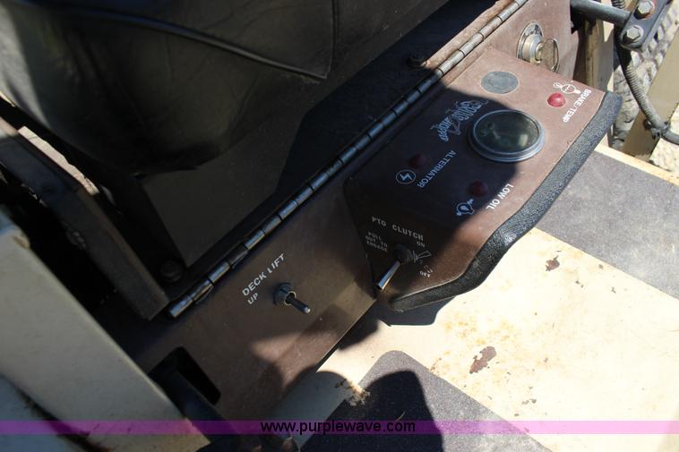 image for item F7884 Grasshopper 721D ZTR lawn mower