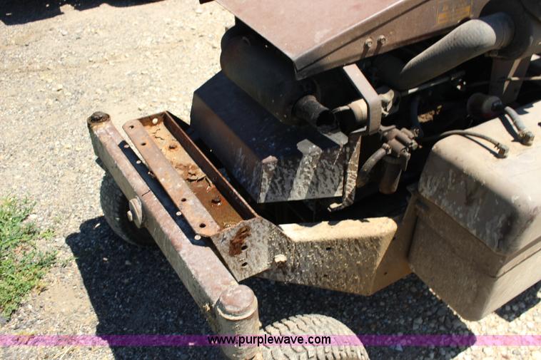 image for item F7884 Grasshopper 721D ZTR lawn mower