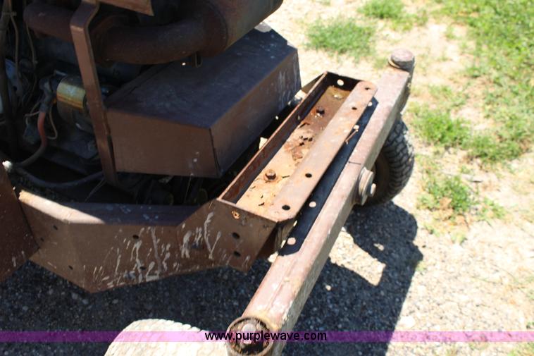 image for item F7884 Grasshopper 721D ZTR lawn mower