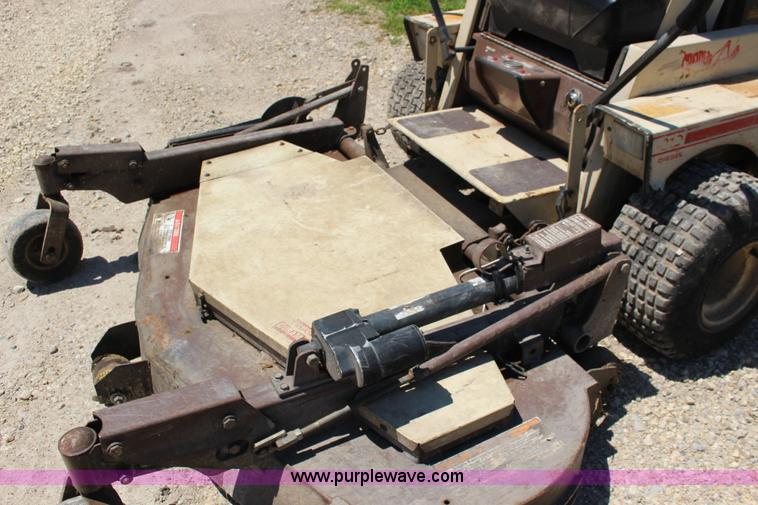 image for item F7884 Grasshopper 721D ZTR lawn mower