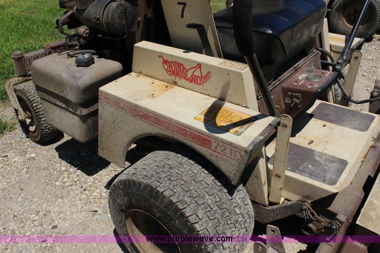 image for item F7884 Grasshopper 721D ZTR lawn mower