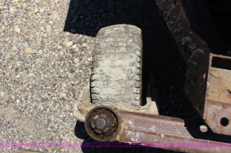 image for item F7884 Grasshopper 721D ZTR lawn mower