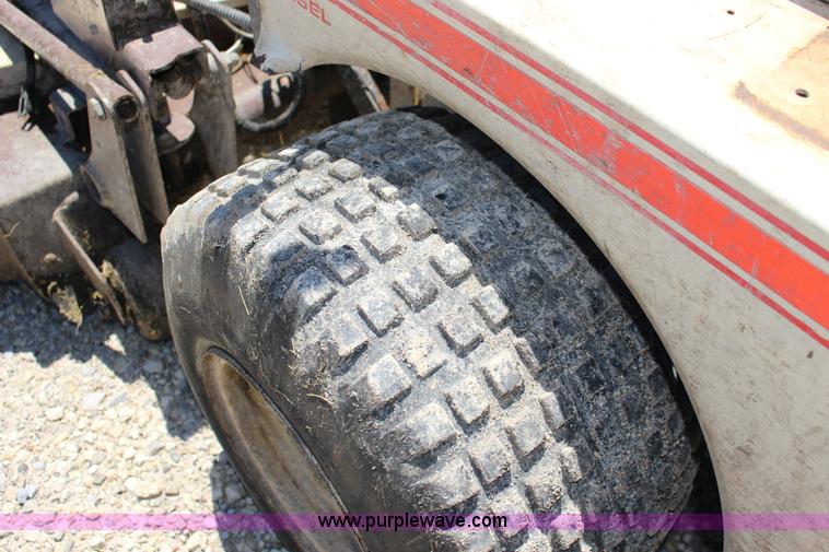 image for item F7884 Grasshopper 721D ZTR lawn mower