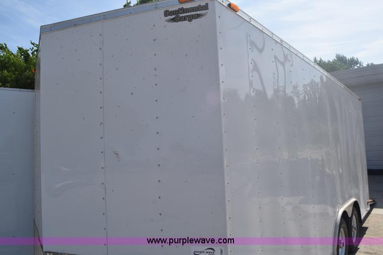 image for item F7887 2006 Continental enclosed cargo trailer