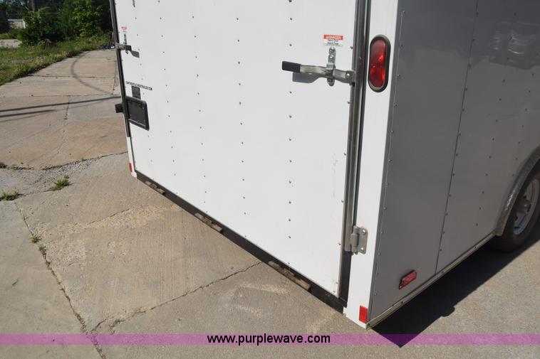image for item F7887 2006 Continental enclosed cargo trailer