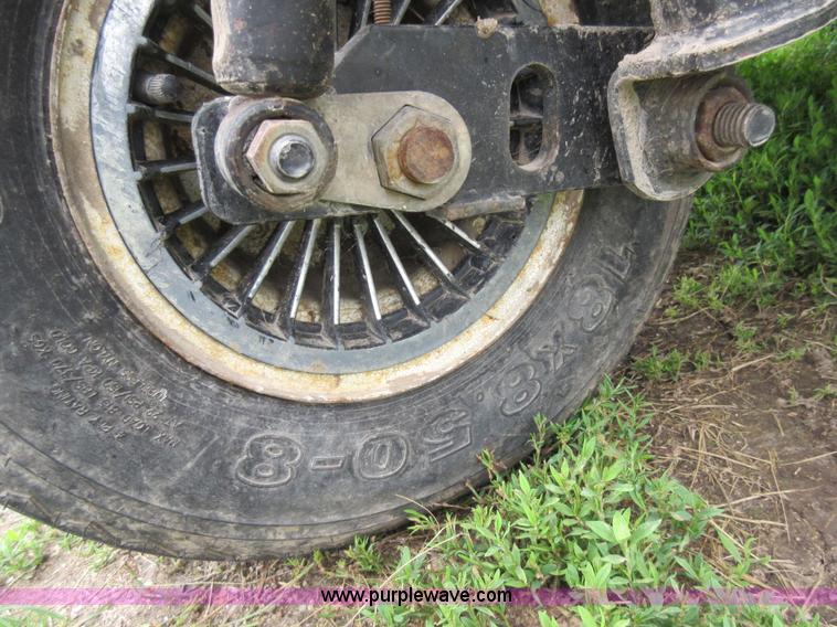 image for item G3696 EZ GO golf cart